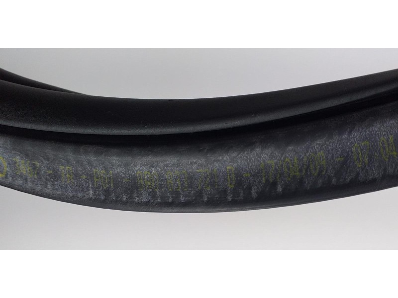 Recambio de goma contorno para audi q5 (8r) 3.0 tdi referencia OEM IAM 8R0833721D 68623 