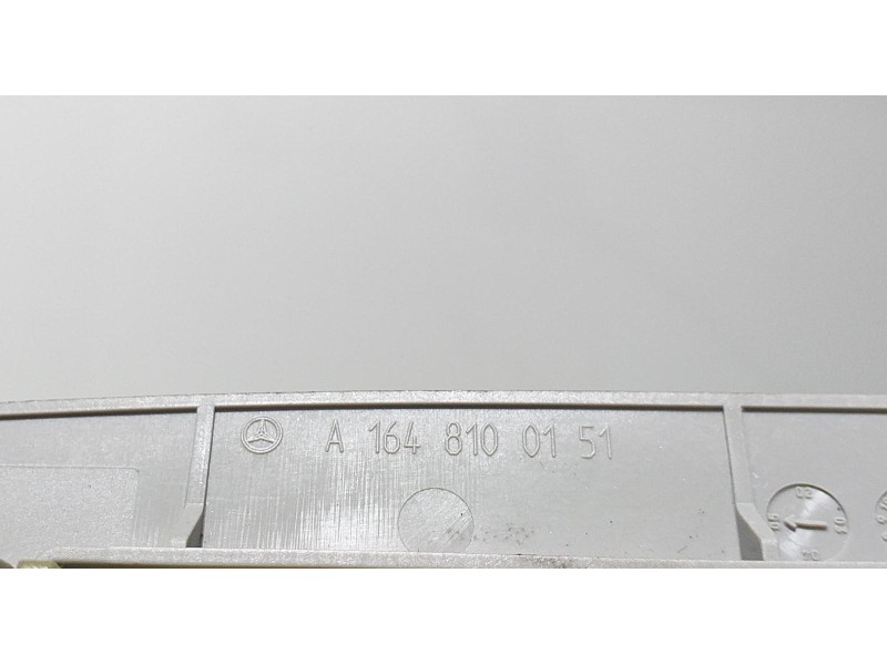Recambio de maneta interior trasera izquierda para mercedes-benz clase m (w164) 500 (164.175) referencia OEM IAM A1648100151 581