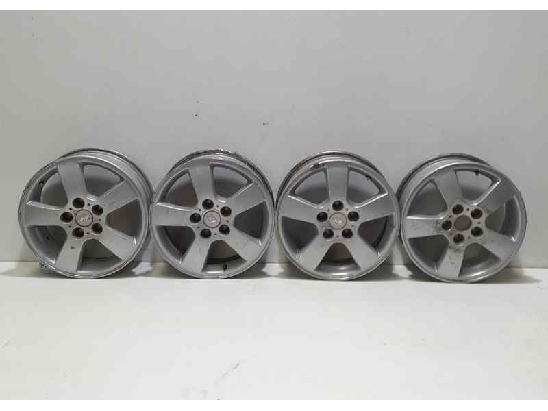Recambio de juego llantas para hyundai tucson (jm) 2.0 crdi comfort (4wd) referencia OEM IAM 529102E330 84132 R