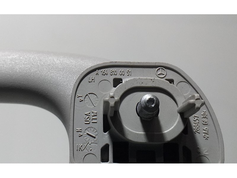 Recambio de maneta interior delantera izquierda para mercedes-benz clase m (w164) 500 (164.175) referencia OEM IAM A1648100051 5