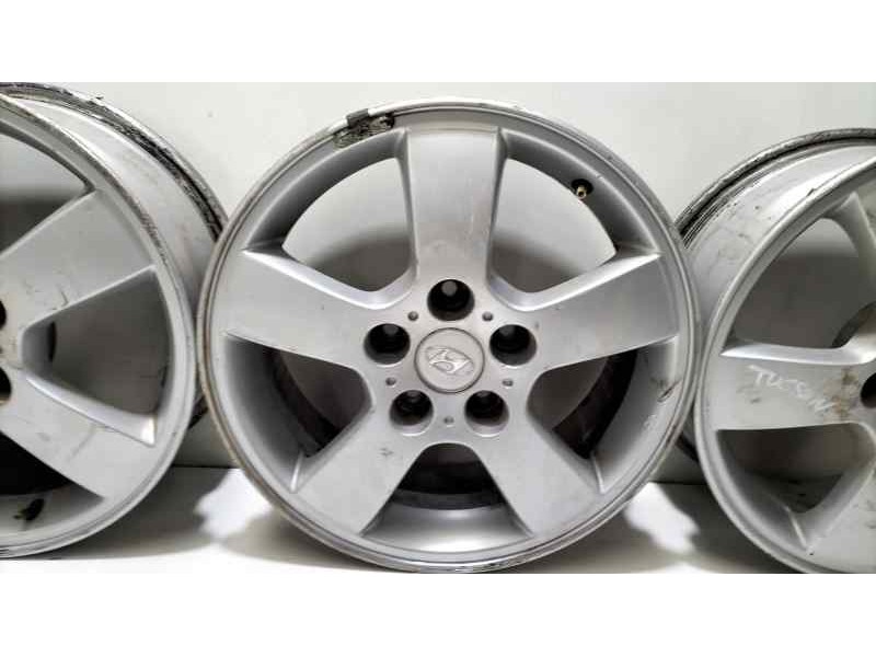 Recambio de juego llantas para hyundai tucson (jm) 2.0 crdi comfort (4wd) referencia OEM IAM 529102E330 84132 R