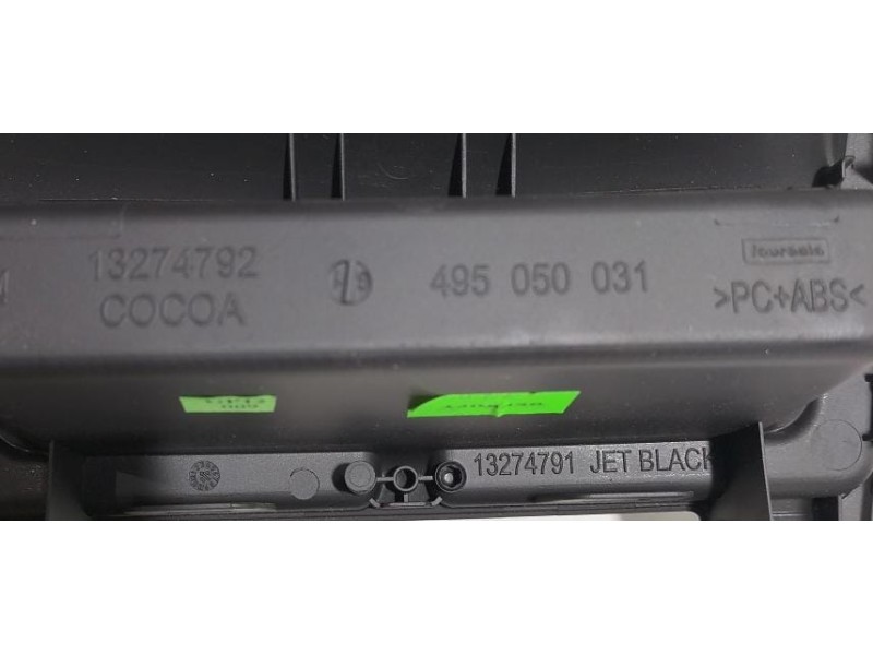 Recambio de molduras delanteras para opel insignia berlina cosmo referencia OEM IAM 495050031 78197 