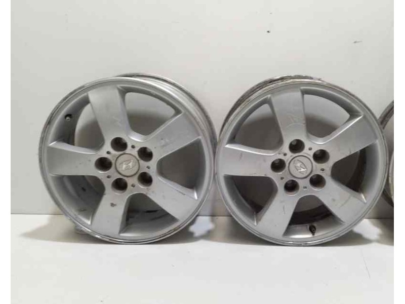 Recambio de juego llantas para hyundai tucson (jm) 2.0 crdi comfort (4wd) referencia OEM IAM 529102E330 84132 R