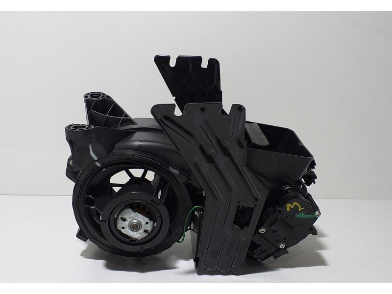 Recambio de motor calefaccion para mercedes-benz clase m (w164) 500 (164.175) referencia OEM IAM 929565V 58143 