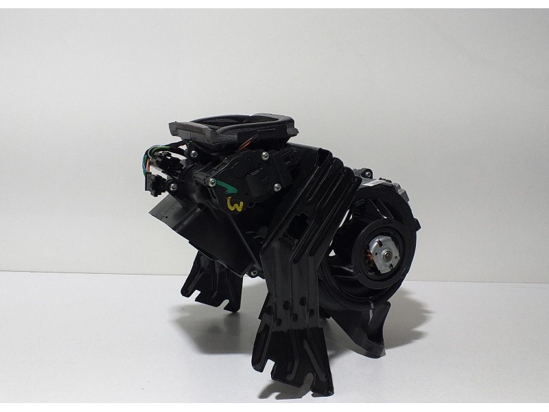 Recambio de motor calefaccion para mercedes-benz clase m (w164) 500 (164.175) referencia OEM IAM 929565V 58143 