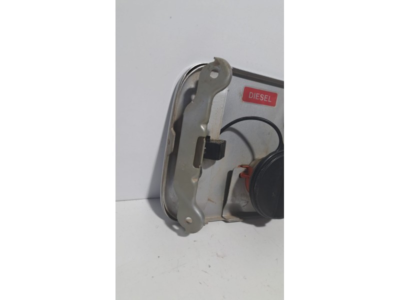 Recambio de tapa exterior combustible para nissan terrano/terrano.ii (r20) aventura referencia OEM IAM 788300X000 76034 