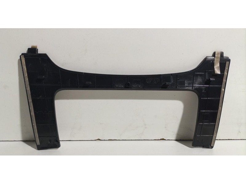 Recambio de molduras delanteras para opel insignia berlina cosmo referencia OEM IAM A20DTH 78255 