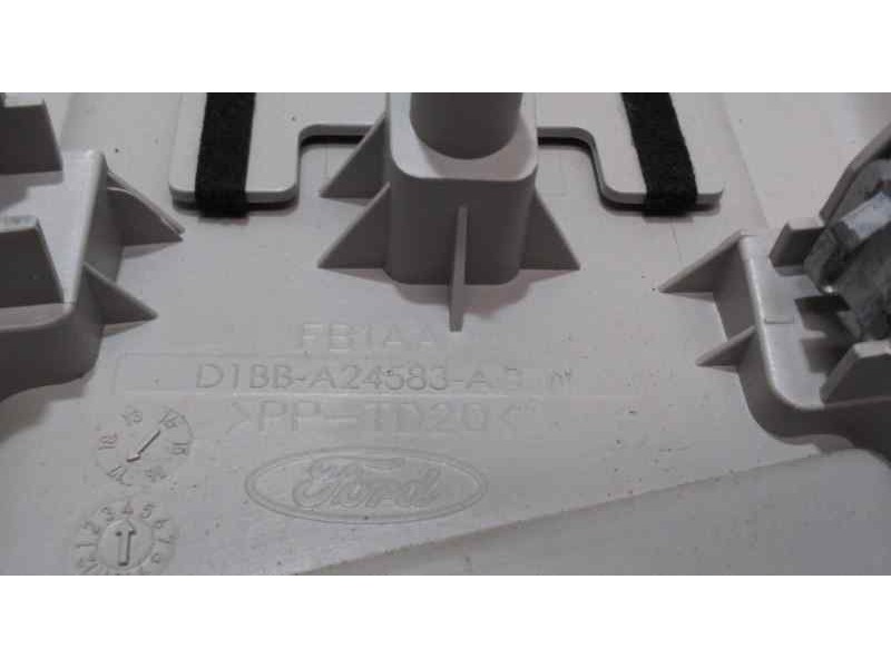 Recambio de moldura para ford fiesta (ccn) trend referencia OEM IAM D1BBA24583ABW 46358 