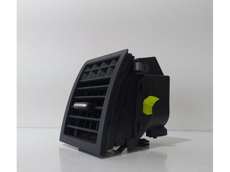 Recambio de rejilla aireadora para volkswagen touareg (7la) tdi v6 referencia OEM IAM 7L6819703D 68640 