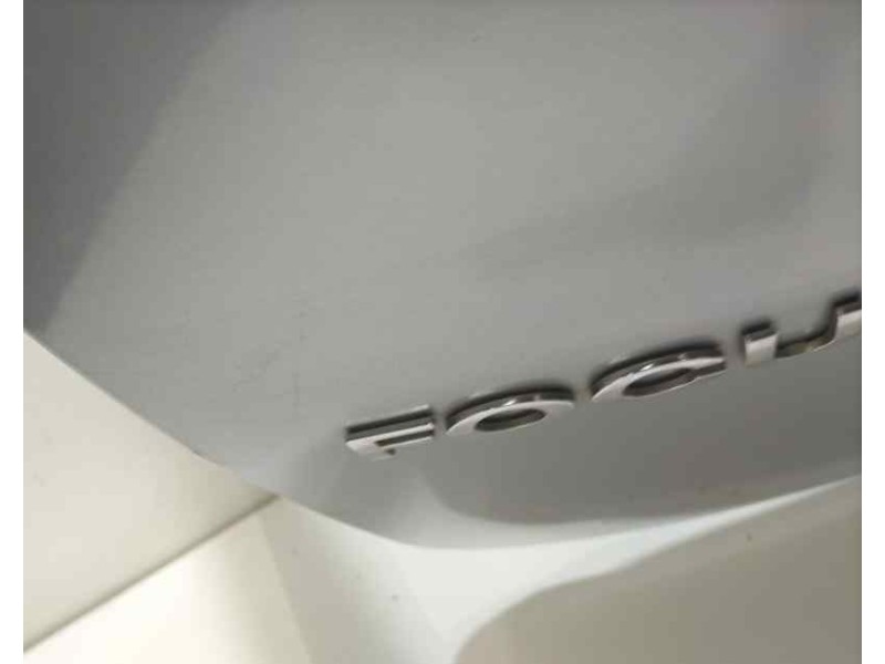 Recambio de porton trasero para ford focus berlina (cap) ghia referencia OEM IAM 4M51A431F78AD 82278 