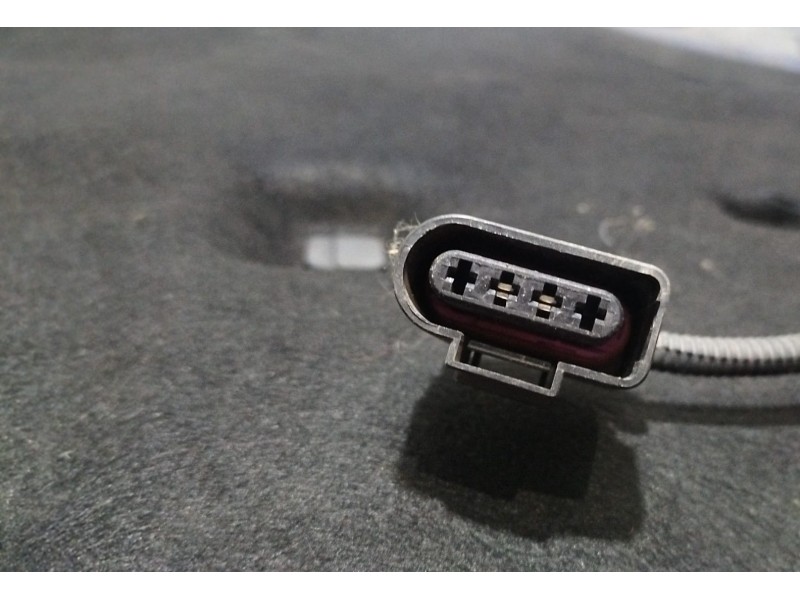 Recambio de capot para volkswagen touareg (7l6) tdi v6 +motion referencia OEM IAM 7L6823031D 78031 