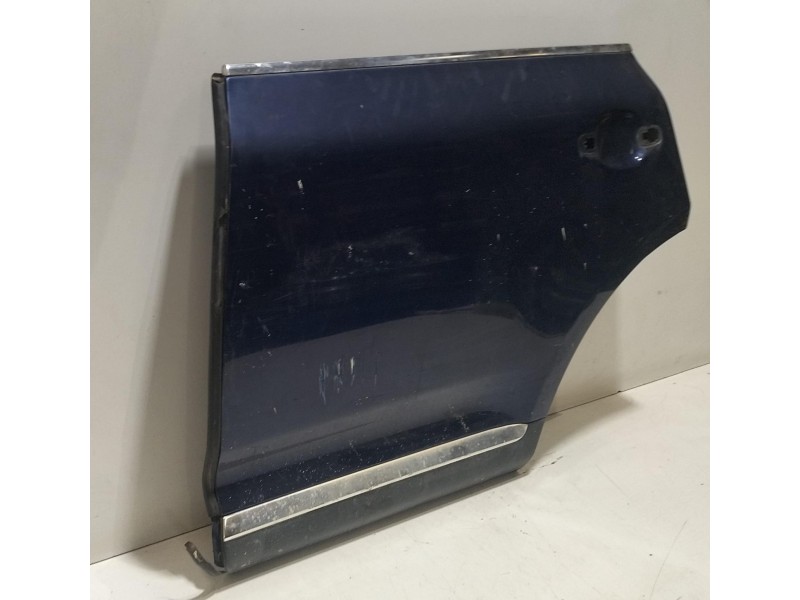 Recambio de puerta trasera izquierda para volkswagen touareg (7l6) tdi v6 +motion referencia OEM IAM 7L0833055M 78033 