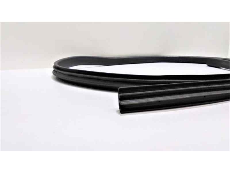 Recambio de gomas contorno puerta para ford fiesta (ccn) trend referencia OEM IAM MOTORSNJD 46366 