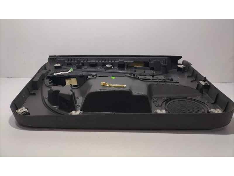 Recambio de guarnecido puerta delantera derecha para ford focus berlina (cap) ghia referencia OEM IAM 4M51A23942C 82279 