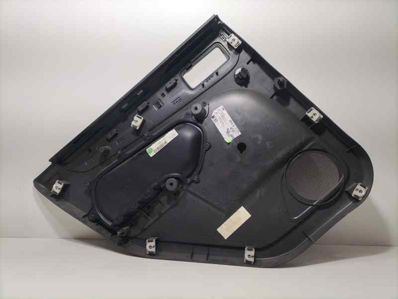 Recambio de guarnecido puerta trasera derecha para ford focus berlina (cap) ghia referencia OEM IAM 4M51A27406E 82281 