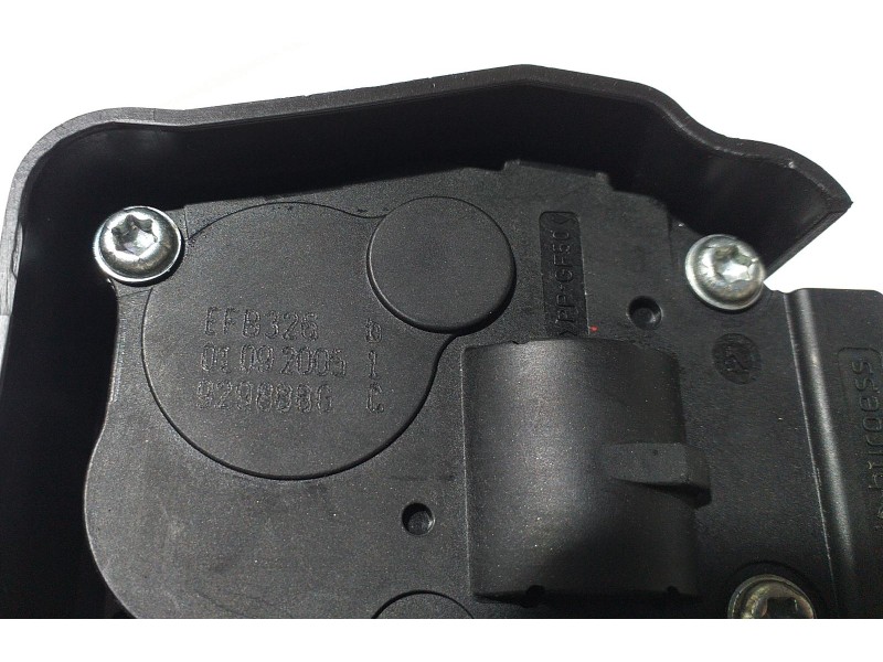 Recambio de motor apertura trampillas climatizador para mercedes-benz clase m (w164) 500 (164.175) referencia OEM IAM EFB326 581