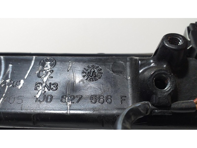 Recambio de maneta exterior porton para volkswagen touareg (7la) tdi v6 referencia OEM IAM 1J0827566F 68657 