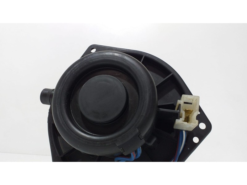 Recambio de motor calefaccion para nissan serena (c23m) 2.0 se referencia OEM IAM 4868530350 66074 