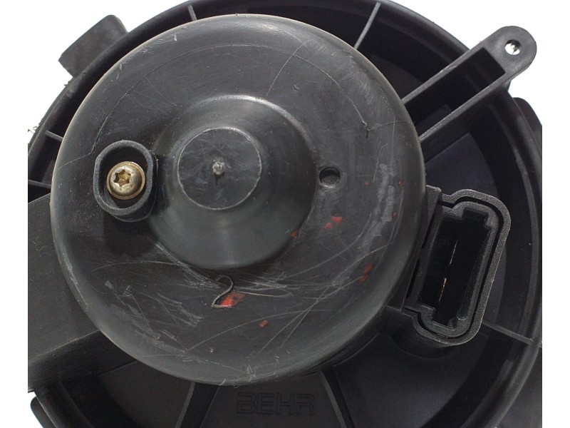 Recambio de motor calefaccion para peugeot 206 berlina 1.4 referencia OEM IAM 64245 66075 
