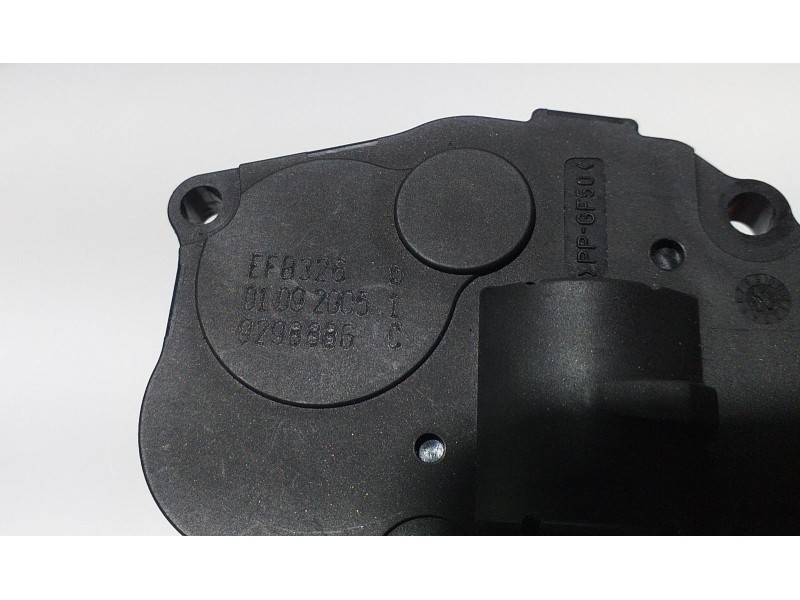 Recambio de motor apertura trampillas climatizador para mercedes-benz clase m (w164) 500 (164.175) referencia OEM IAM EFB326 581