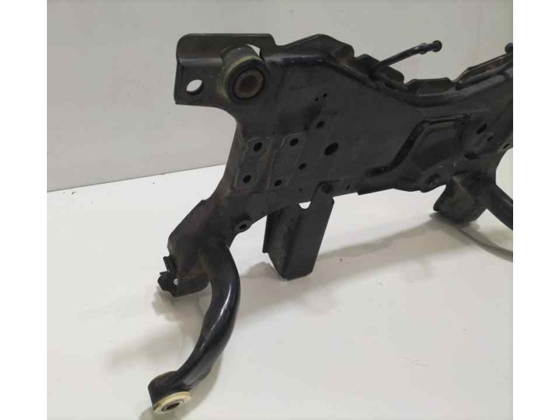 Recambio de puente delantero para ford focus berlina (cap) ghia referencia OEM IAM HWDA 82286 