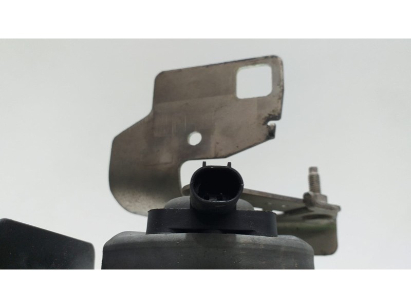 Recambio de claxon para bmw serie 6 coupe (e63) 630i referencia OEM IAM 6935709 54291 