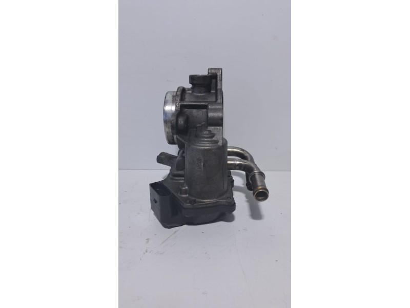 Recambio de caja mariposa para volkswagen golf vii lim. 1.6 tdi dpf referencia OEM IAM 04L128063N 76054 R