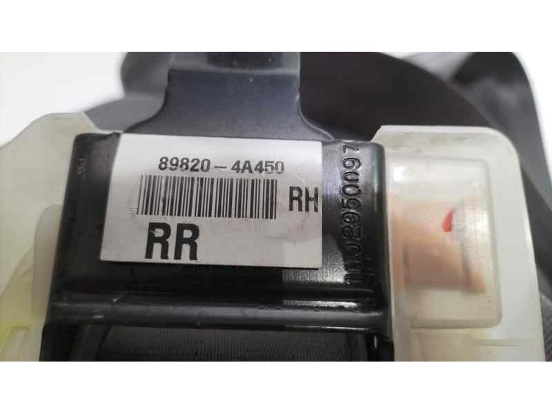 Recambio de cinturon seguridad trasero derecho para hyundai h1 travel referencia OEM IAM 898204A450 83159 R