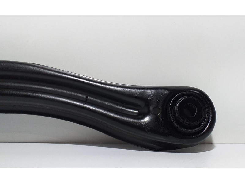 Recambio de brazo suspension superior trasero derecho para mercedes-benz clase m (w164) 500 (164.175) referencia OEM IAM A164350