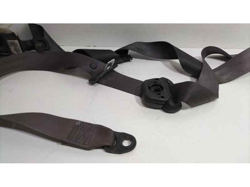 Recambio de cinturon seguridad trasero derecho para hyundai h1 travel referencia OEM IAM 898204A250 83160 R