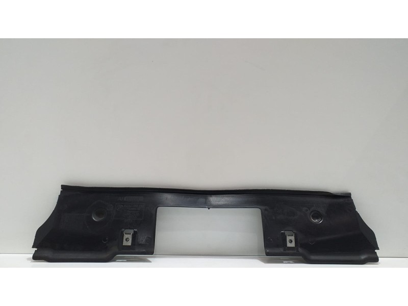 Recambio de molduras delanteras para bmw serie 6 coupe (e63) 630i referencia OEM IAM 51747052464 54318 