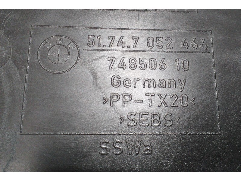 Recambio de molduras delanteras para bmw serie 6 coupe (e63) 630i referencia OEM IAM 51747052464 54318 