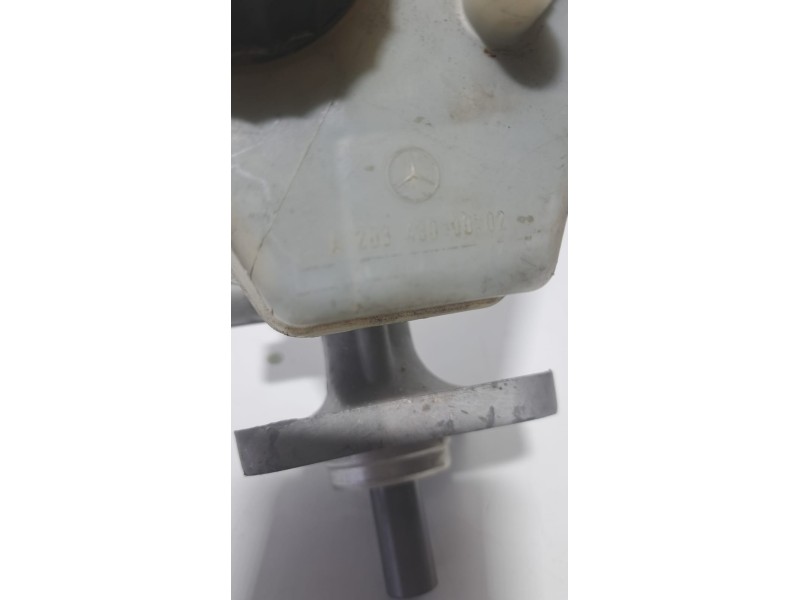 Recambio de bomba freno para mercedes-benz clase c (w203) berlina 2.2 cdi cat referencia OEM IAM A2034300002 76069 R