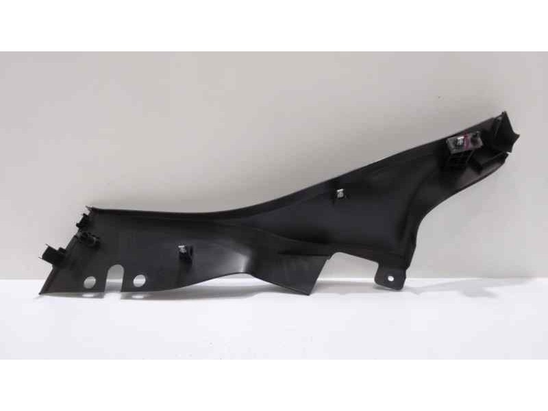 Recambio de guarnecido porton trasero para ford fiesta (ccn) trend referencia OEM IAM 8A61A31016 46410 