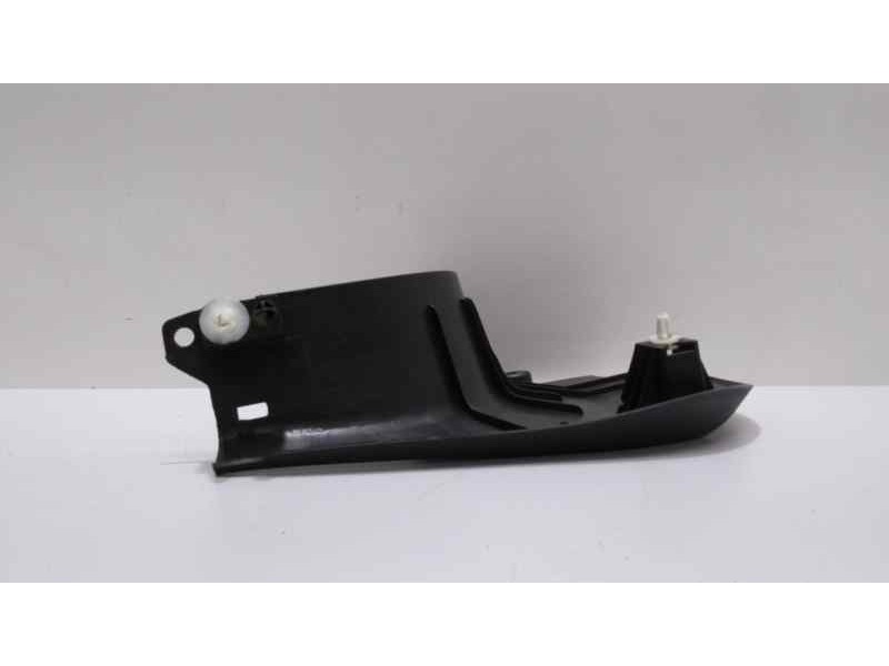 Recambio de molduras delanteras para ford fiesta (ccn) trend referencia OEM IAM 8A61B02348AFW 46411 