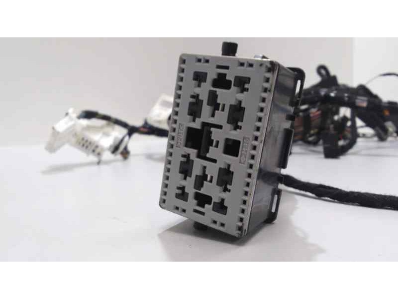 Recambio de salpicadero para ford fiesta (ccn) trend referencia OEM IAM C1BT18B971AAF 46415 