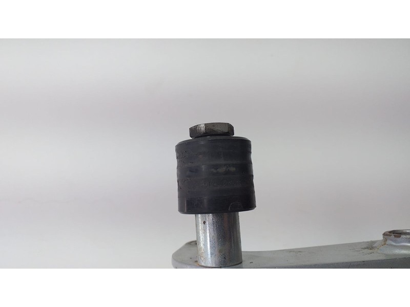 Recambio de soporte motor para derbi senda 125 senda 125 r referencia OEM IAM HONDAJD09E 68691 