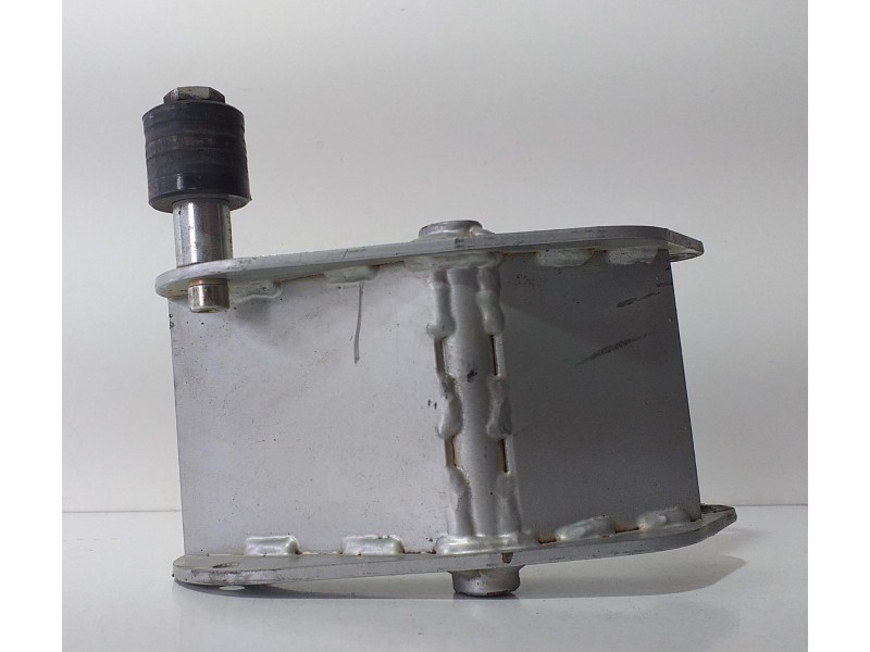 Recambio de soporte motor para derbi senda 125 senda 125 r referencia OEM IAM HONDAJD09E 68691 