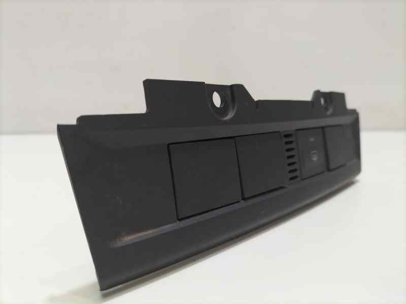 Recambio de intercooler para ford focus berlina (cap) ghia referencia OEM IAM 4M5113D734BB 82298 