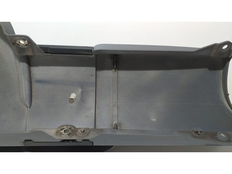 Recambio de moldura para mercedes-benz actros 2/3 2 - ejes / 6 cil. 1841 4x2 om 501 la l (largo) referencia OEM IAM A9438840123 