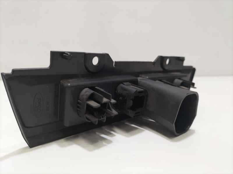 Recambio de intercooler para ford focus berlina (cap) ghia referencia OEM IAM 4M5113D734BB 82298 