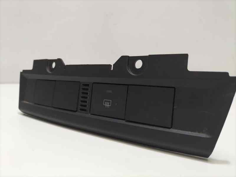 Recambio de intercooler para ford focus berlina (cap) ghia referencia OEM IAM 4M5113D734BB 82298 