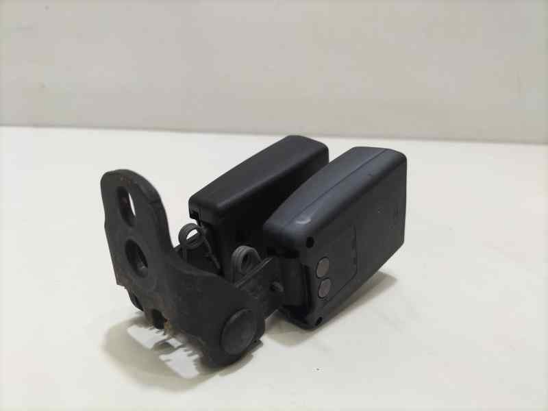 Recambio de cinturon seguridad trasero central para ford focus berlina (cap) ghia referencia OEM IAM 4M51A613K21AA 82299 