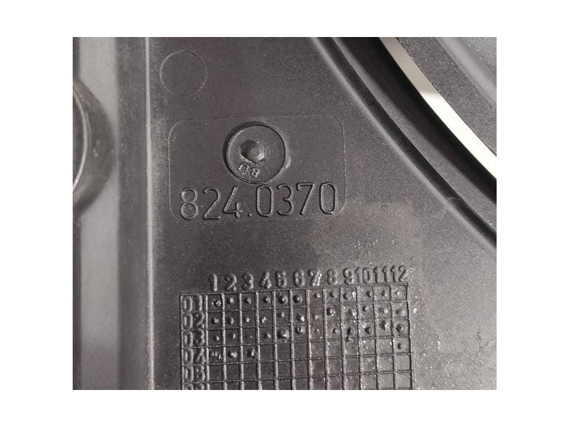 Recambio de electroventilador para renault kangoo (f/kc0) authentique 4x4 referencia OEM IAM 8240370 78325 