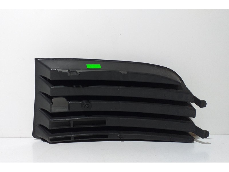 Recambio de rejilla paragolpes derecha para volkswagen golf v berlina (1k1) conceptline (e) referencia OEM IAM 107233215 68938  Recambio de rejilla paragolpes derecha para volkswagen golf v berlina (1k1) conceptline (e) referencia OEM IAM 107233215 68938