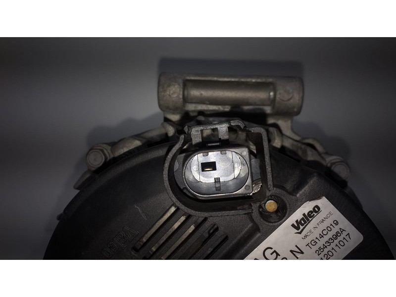 Recambio de alternador para audi q3 (8u) 2.0 tfsi (155kw) ambition quattro referencia OEM IAM 06J903023N 57461  Recambio de alternador para audi q3 (8u) 2.0 tfsi (155kw) ambition quattro referencia OEM IAM 06J903023N 57461