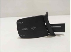 Recambio de mando volante para ford focus berlina (cap) ghia referencia OEM IAM 758709 82301 