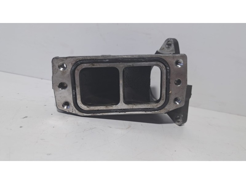 Recambio de caja mariposa para audi a4 avant (8w5) 2.0 16v tdi referencia OEM IAM 04L128637 76090 R