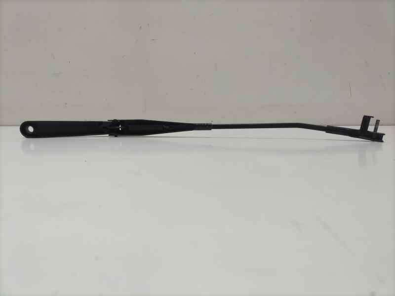 Recambio de brazo limpia delantero izquierdo para ford focus berlina (cap) ghia referencia OEM IAM 4M5117526AB 82302 