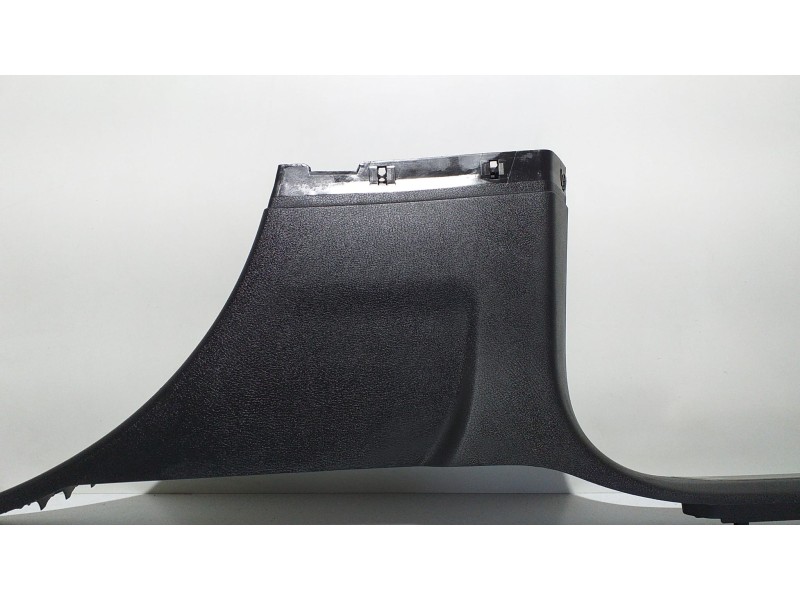 Recambio de molduras traseras para porsche cayenne (typ 92aa) gts referencia OEM IAM 7P0853370 66389 